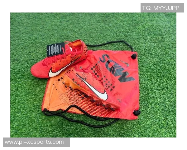 最贴脚设计的足球鞋让你与球场完美融合，感受每一步的精准操控与舒适体验